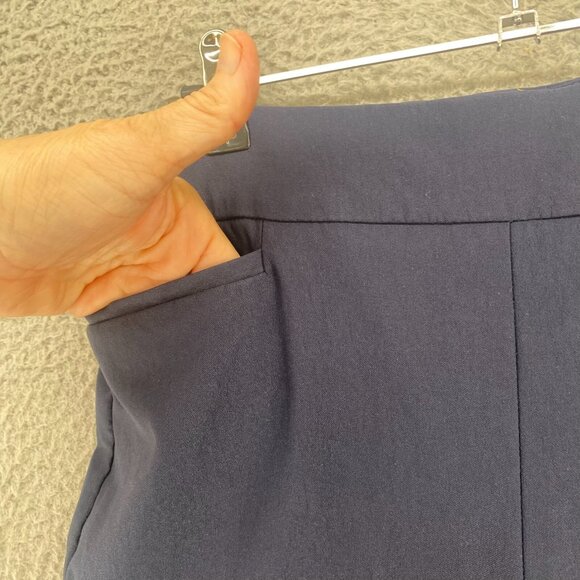 Chicos Pants Womens 0 US 4 Navy Stretch Pull On 4 Pockets Straight Leg Office - Picture 5 of 12